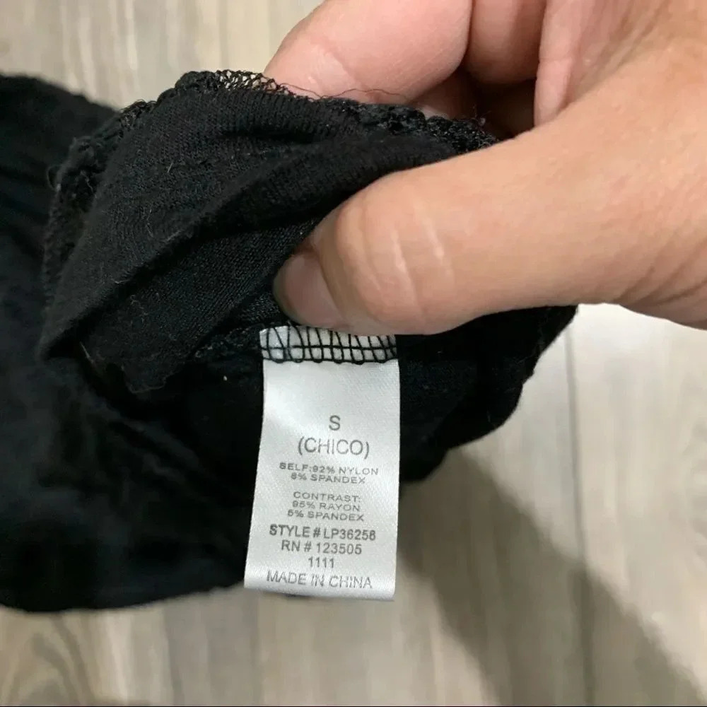 Fashion Nova lace black shorts Sz s - Picture 5 of 5